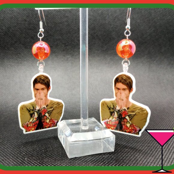 Stefon SNL Bill Hader Earrings Weekend Update Saturday Night Live - Picture 1 of 4